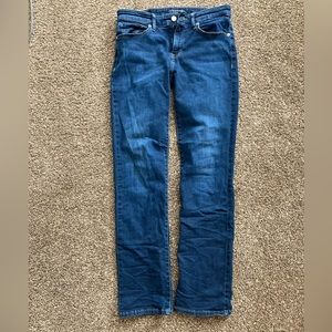 Lucky Brand Mid Rise Straight Sweet 6/28